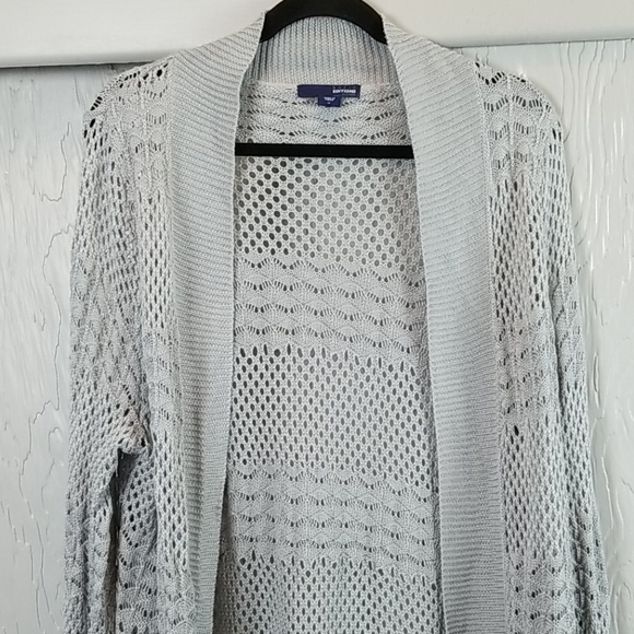 Basic Editions Sweaters - 🖤 5/$20 🖤 BASIC EDITIONS gray knitted cardigan